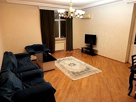 Satılır 3 otaqlı mənzil 135 m² — Bakı, Nizami 3 otaq 135.00 m²