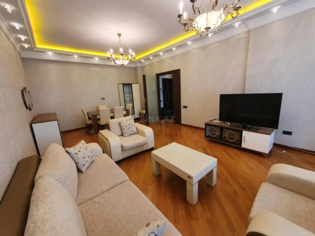 Satılır 2 otaqlı mənzil 120 m²