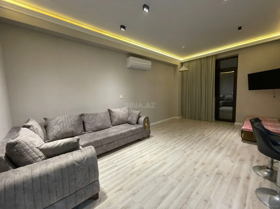 Satılır 2 otaqlı mənzil 75 m²