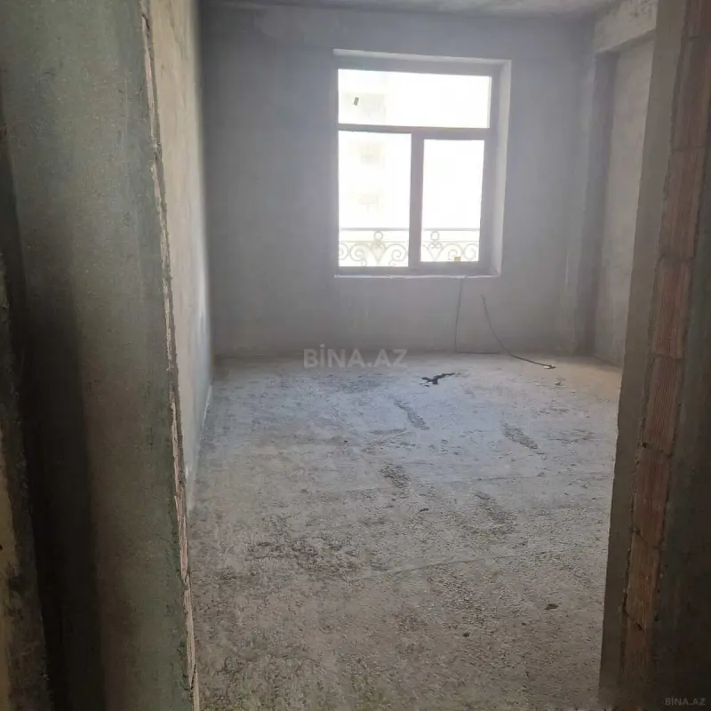 Satılır 3 otaqlı mənzil 134 m²