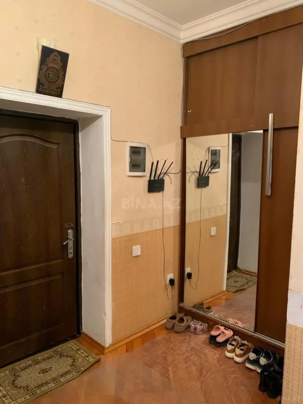 Satılır 3 otaqlı mənzil 108 m²