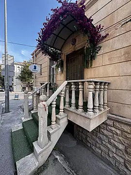 Kirayə verilir obyekt 65 m² — Bakı, Nizami 65.00 m²