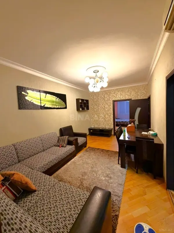 Satılır 3 otaqlı mənzil 92 m²