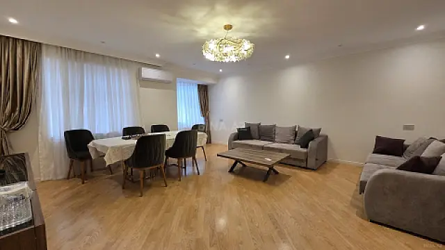 Satılır 5 otaqlı mənzil 92.3 m² — Bakı, Mərdəkan 5 otaq 92.30 m²