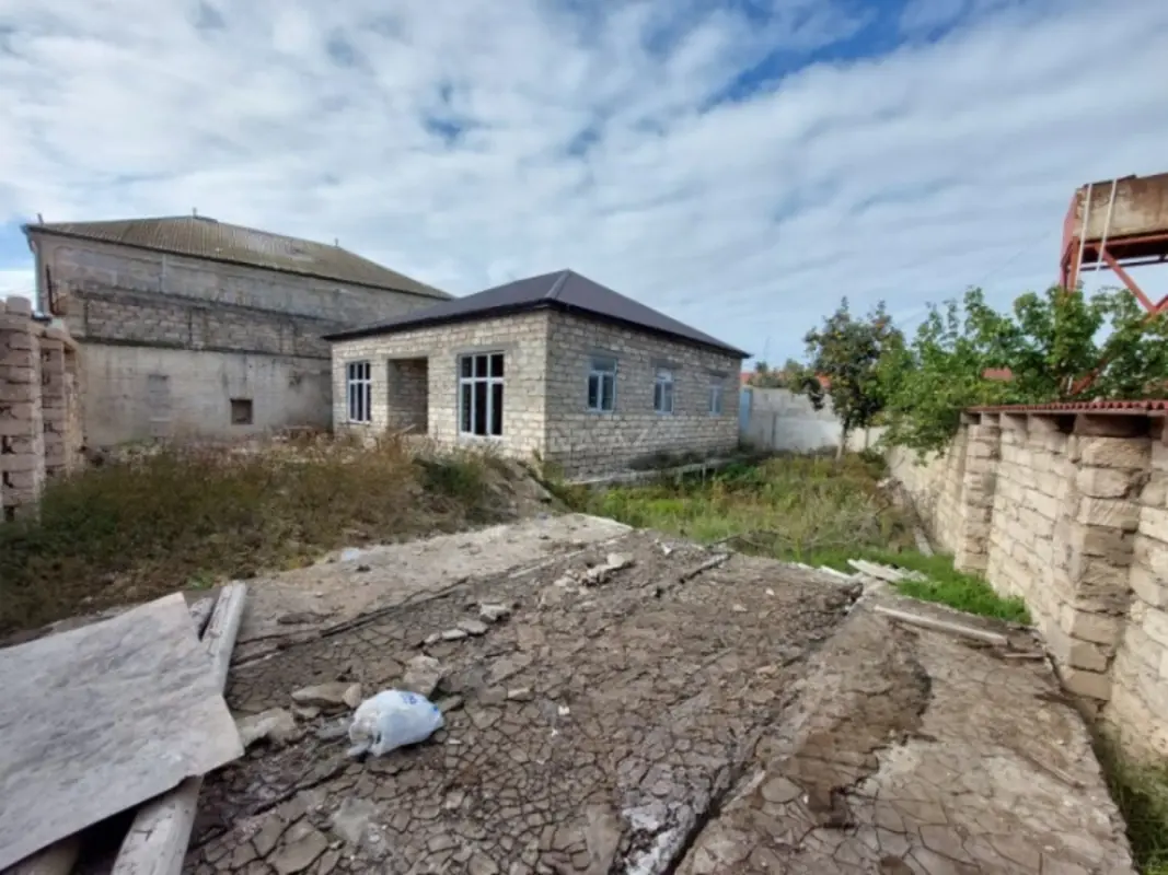 Satılır 3 otaqlı həyət evi 110 m²