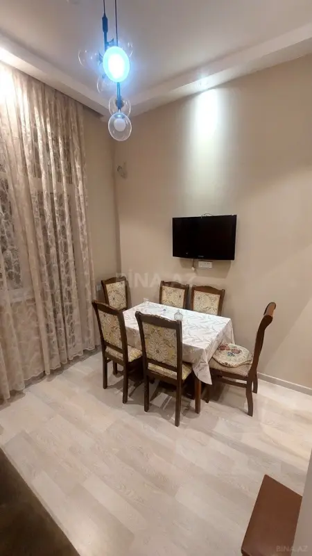 Kirayə verilir 2 otaqlı mənzil 45 m²
