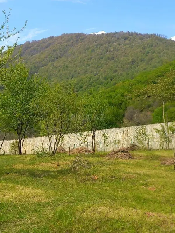 Satılır torpaq sahəsi 100 m²