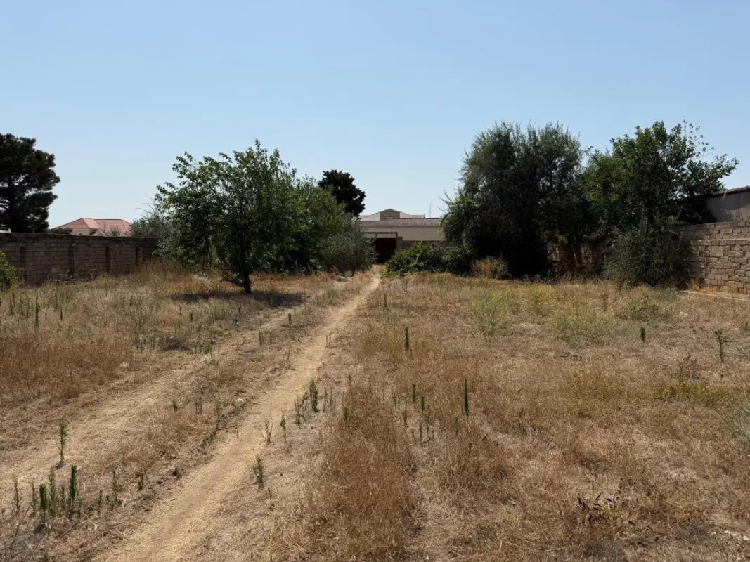 Satılır torpaq sahəsi 10 m²