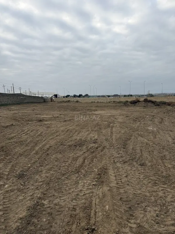 Kirayə verilir torpaq sahəsi 140 m²