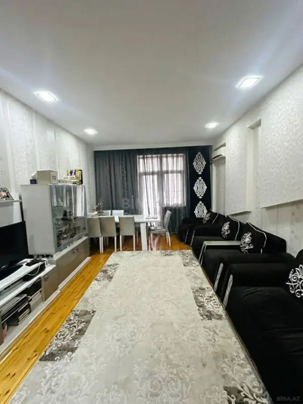 Satılır 3 otaqlı mənzil 110 m²