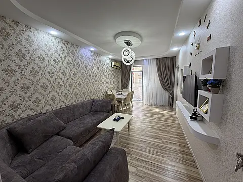 Satılır 3 otaqlı mənzil 85 m² — Bakı, İnşaatçılar 3 otaq 85.00 m²