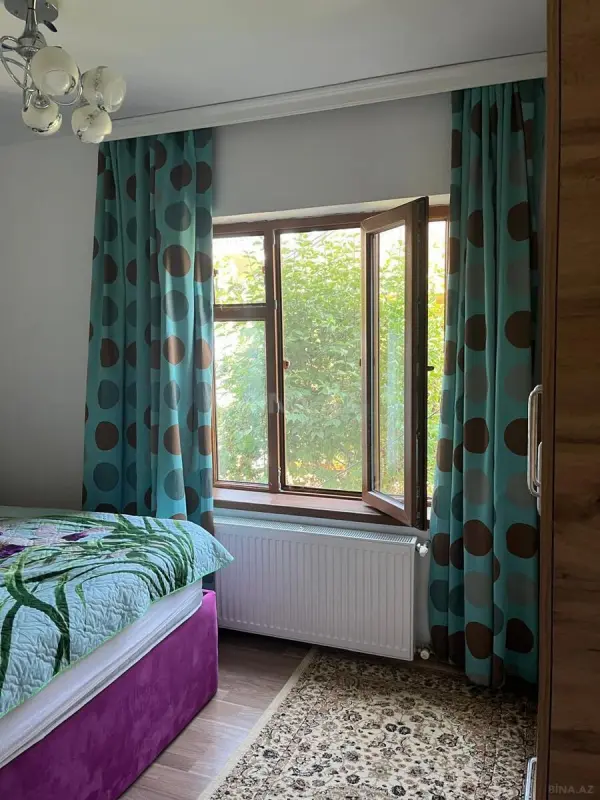 Satılır 5 otaqlı həyət evi 189.7 m²