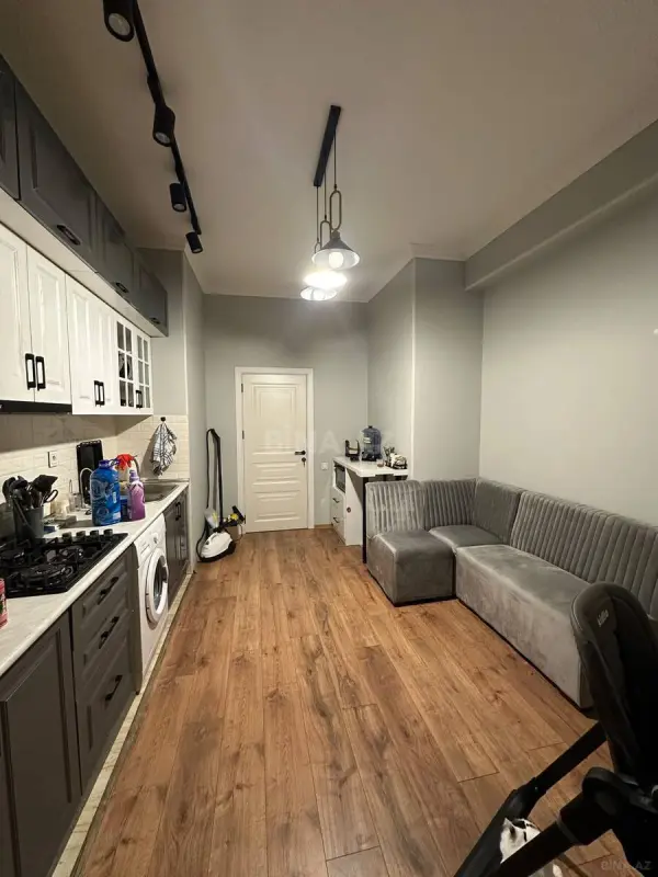 Satılır 2 otaqlı mənzil 71 m²