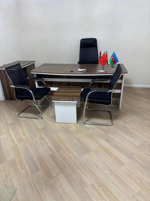Kirayə verilir 4 otaqlı ofis 80 m²