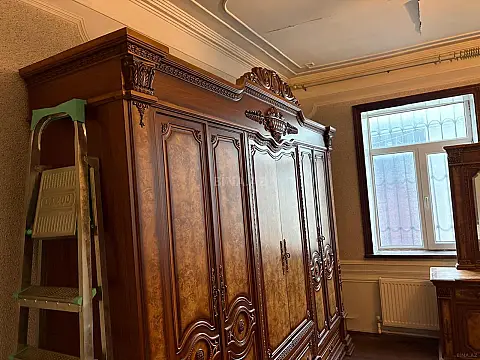 Satılır 5 otaqlı həyət evi 180 m² — Bakı, Memar Əcəmi yanı 5 otaq 180.00 m²
