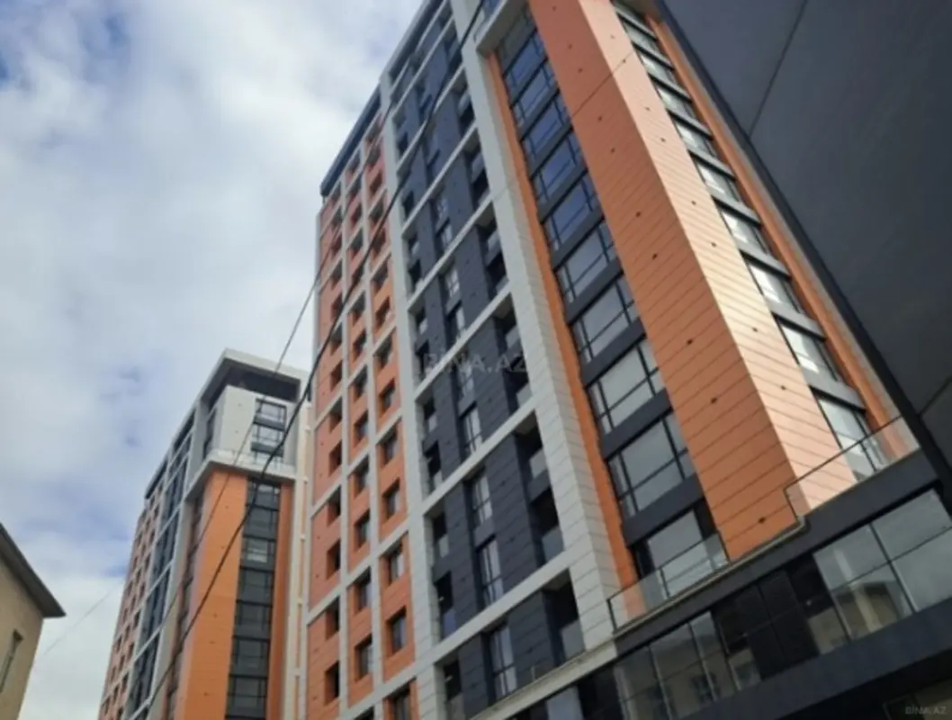 Satılır 1 otaqlı mənzil 40 m²