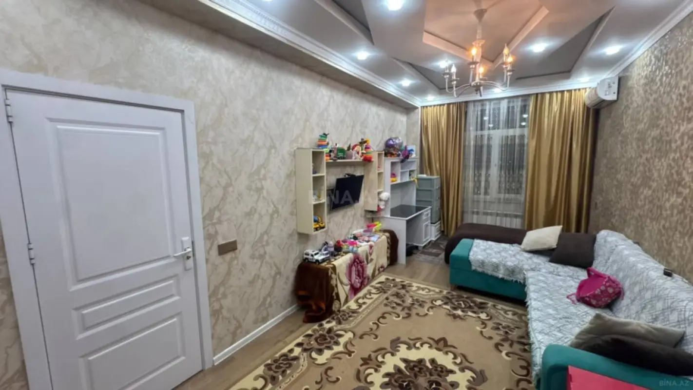 Satılır 2 otaqlı mənzil 62 m²