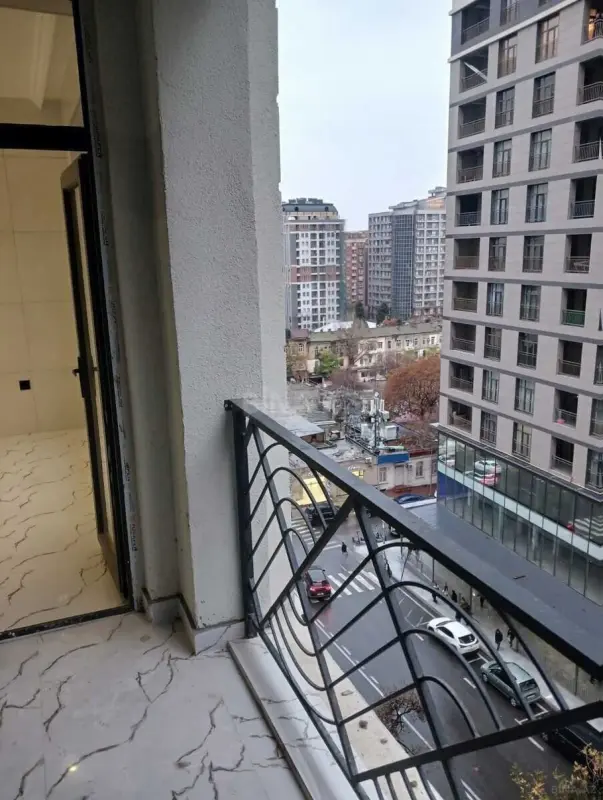 Satılır 2 otaqlı mənzil 72 m²