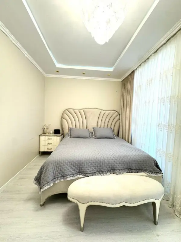 Satılır 3 otaqlı mənzil 102 m²