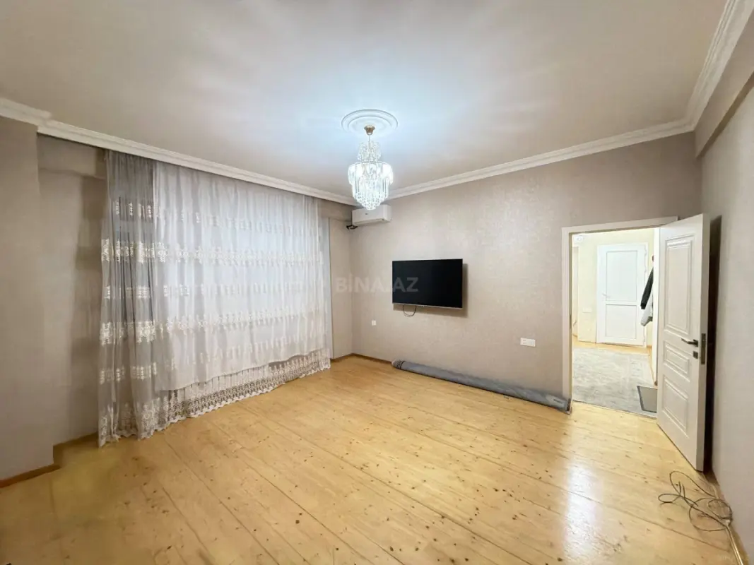 Satılır 2 otaqlı mənzil 57 m²