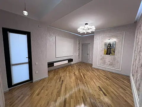 Satılır 2 otaqlı mənzil 85 m² — Bakı 2 otaq 85.00 m²