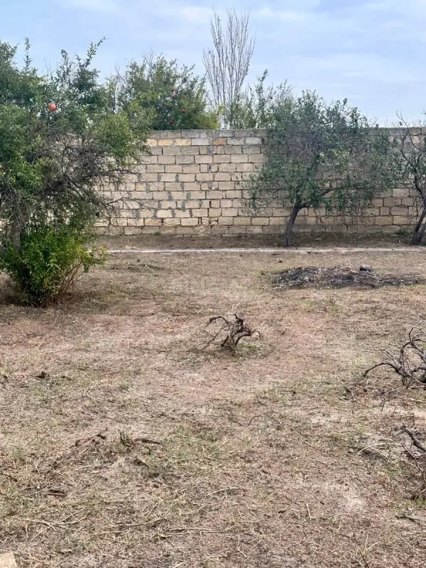 Satılır torpaq sahəsi 2 m²