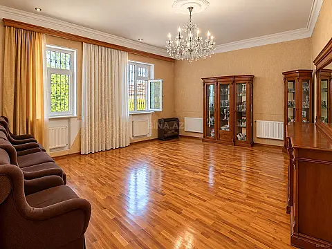 Satılır 4 otaqlı həyət evi 200 m² — Sumqayıt 4 otaq 200.00 m²
