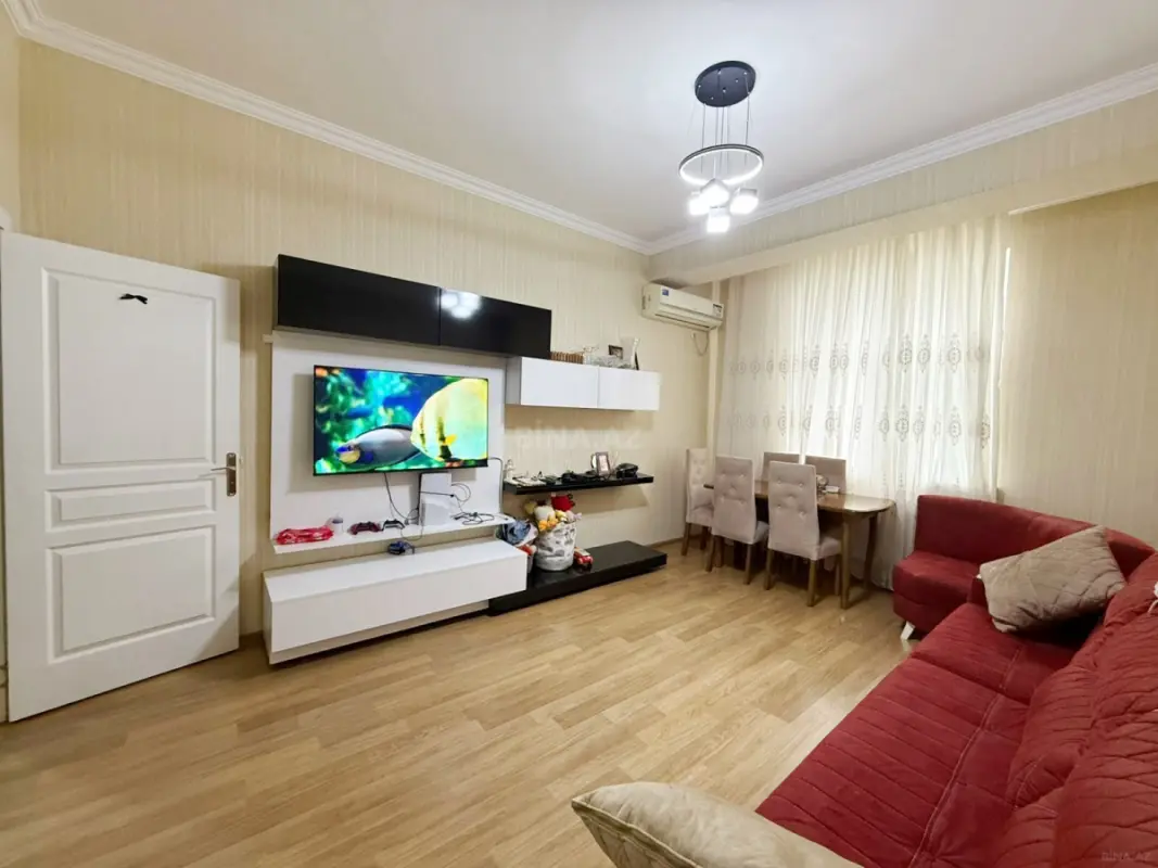 Satılır 4 otaqlı mənzil 100 m²