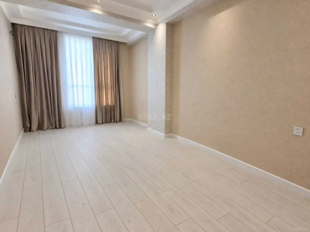 Satılır 1 otaqlı mənzil 54 m²