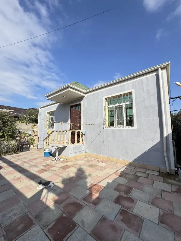 Satılır 4 otaqlı həyət evi 95 m²