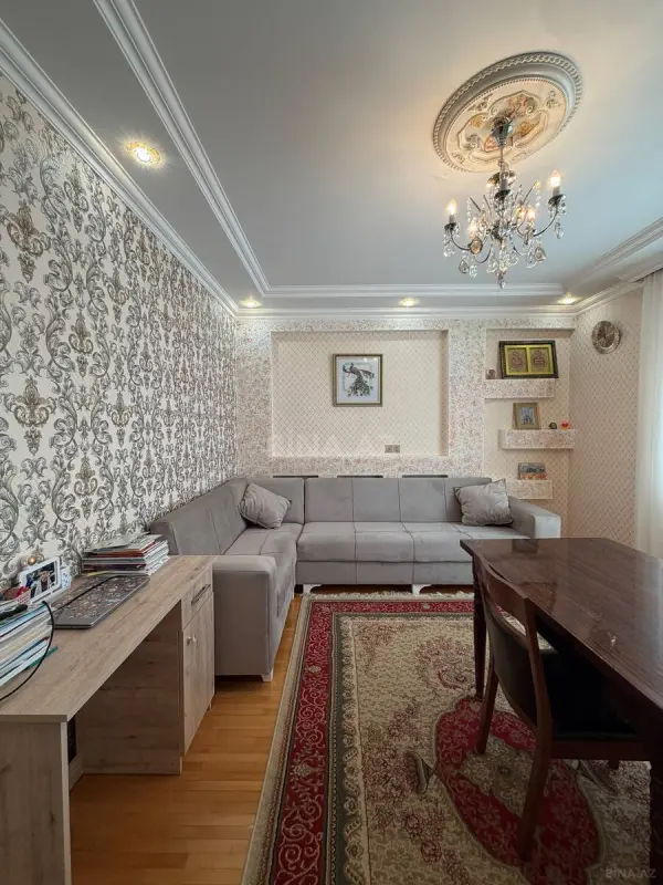 Satılır 2 otaqlı mənzil 62 m²