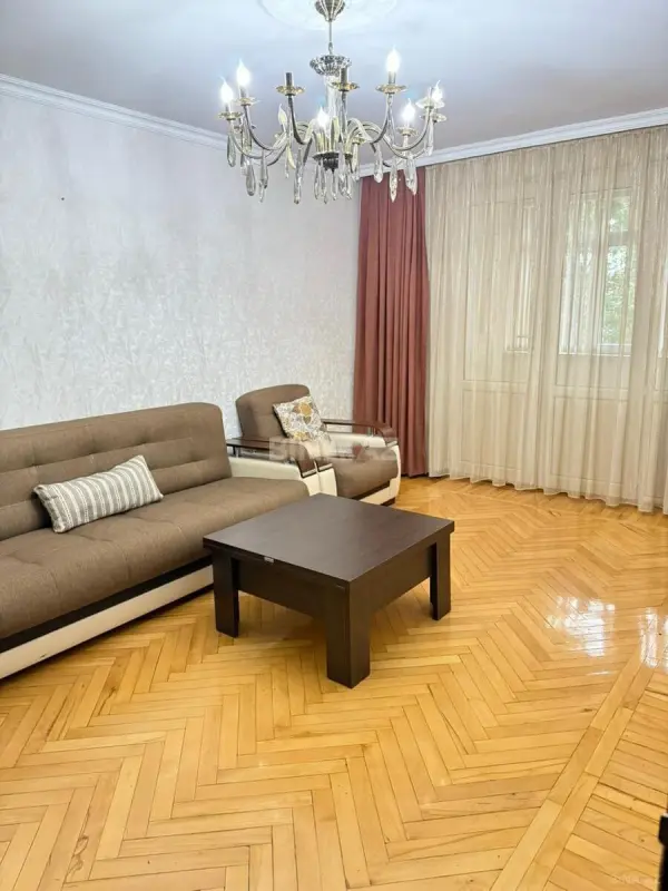Satılır 3 otaqlı mənzil 72 m²