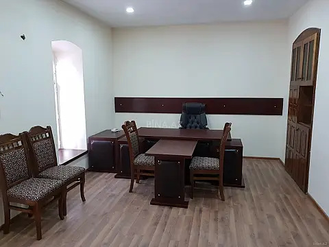 Kirayə verilir 3 otaqlı ofis 70 m² — Bakı, Nizami 3 otaq 70.00 m²