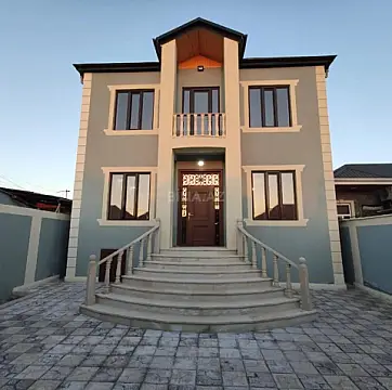 Satılır 5 otaqlı həyət evi 200 m² — Bakı, Zabrat 5 otaq 200.00 m²