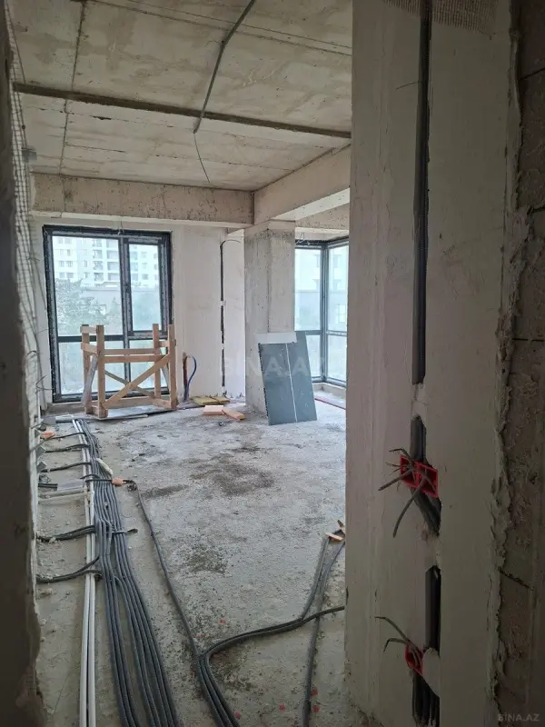 Satılır 2 otaqlı mənzil 88.8 m²