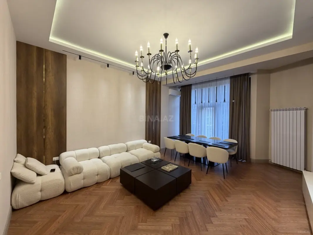 Satılır 3 otaqlı mənzil 116 m²