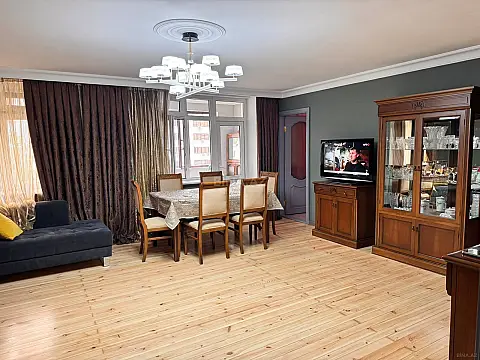 Satılır 3 otaqlı mənzil 75 m² — Bakı 3 otaq 75.00 m²