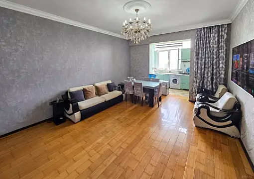 Satılır 3 otaqlı mənzil 84 m² — Bakı, Bakıxanov 3 otaq 84.00 m²