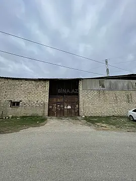 Kirayə verilir obyekt 900 m² — Bakı 900.00 m²