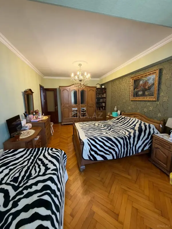 Satılır 3 otaqlı mənzil 90 m²
