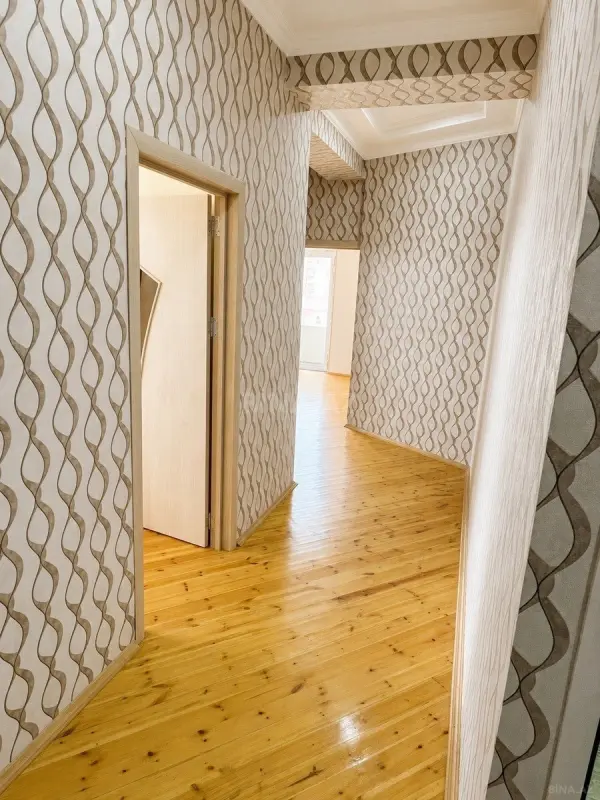 Satılır 2 otaqlı mənzil 77 m²