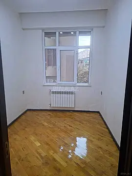 Satılır 3 otaqlı mənzil 80 m² — Bakı, Həzi Aslanov qəs. 3 otaq 80.00 m²