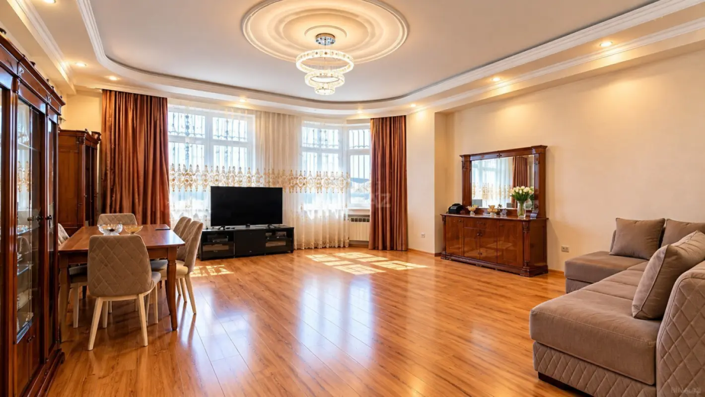 Satılır 3 otaqlı mənzil 126 m²