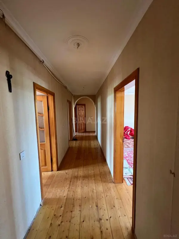 Satılır 5 otaqlı mənzil 100 m²