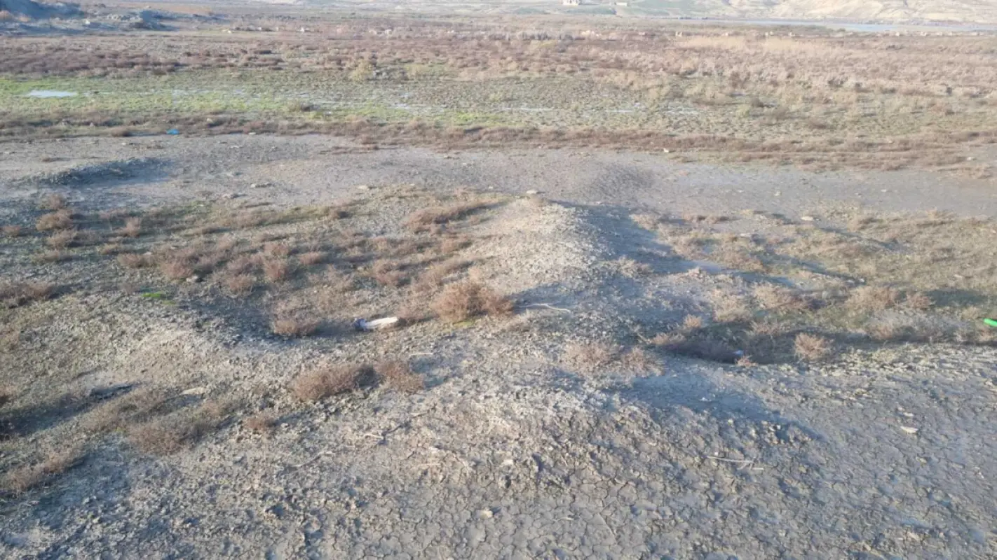 Satılır torpaq sahəsi 2400 m²