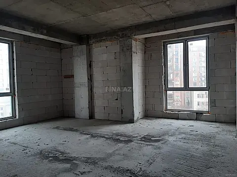 Satılır 4 otaqlı mənzil 190 m² — Bakı 4 otaq 190.00 m²