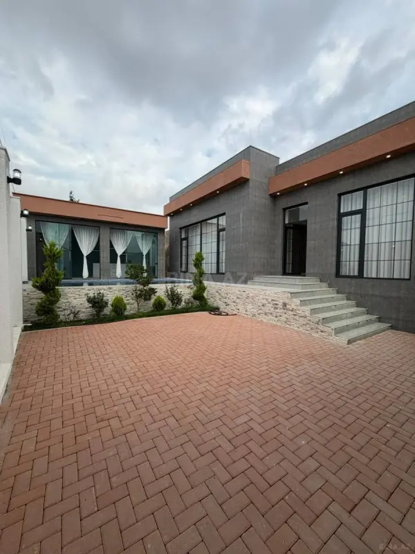 Satılır 4 otaqlı həyət evi 170 m²
