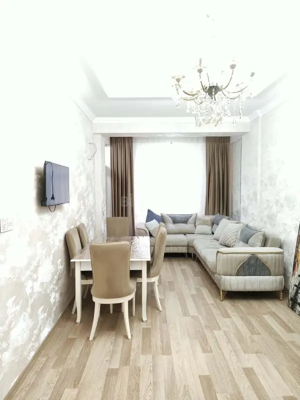 Satılır 2 otaqlı mənzil 73 m²