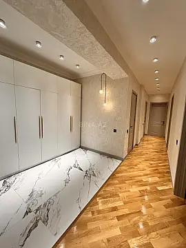 Satılır 3 otaqlı mənzil 95 m² — Bakı 3 otaq 95.00 m²