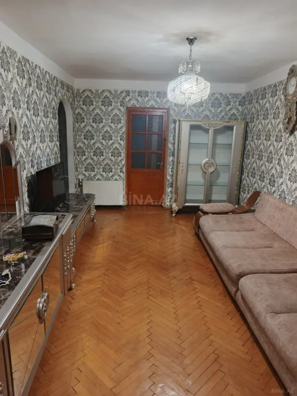 Satılır 3 otaqlı mənzil 63 m²